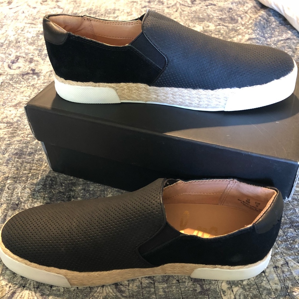 Sam Edelman slip on shoes size 9
